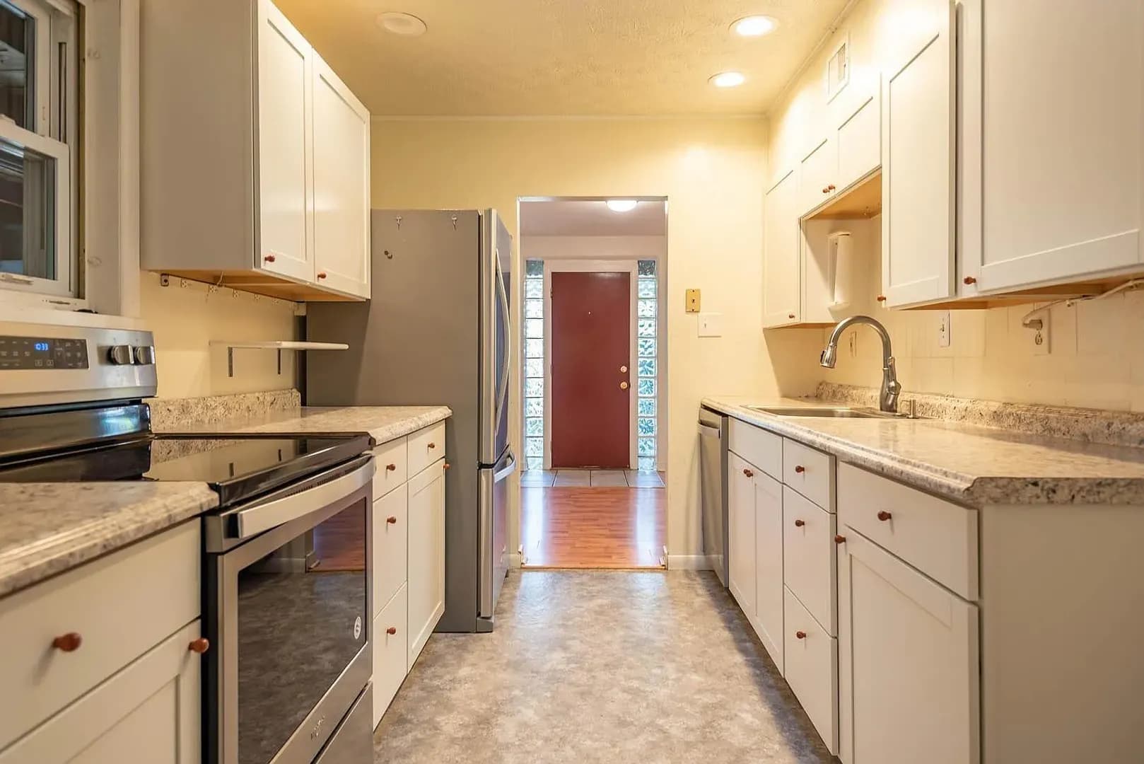Bloomington House: 817 S Henderson