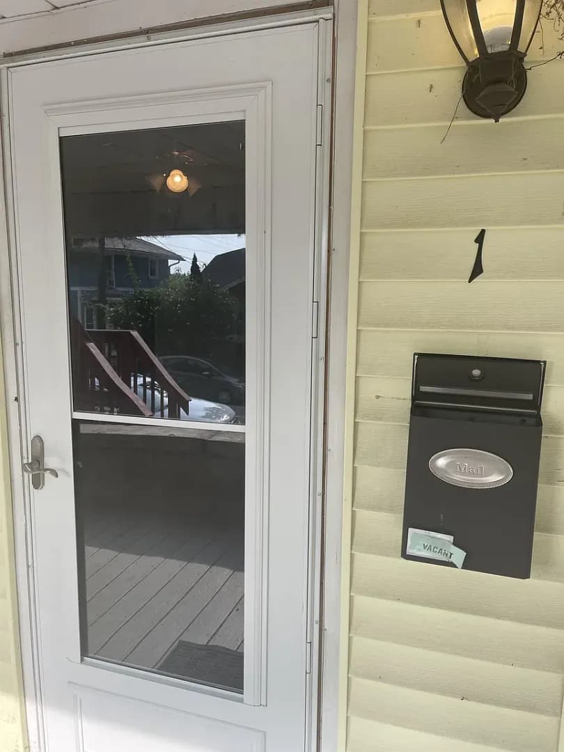Bloomington Apartment: 615 N Lincoln St