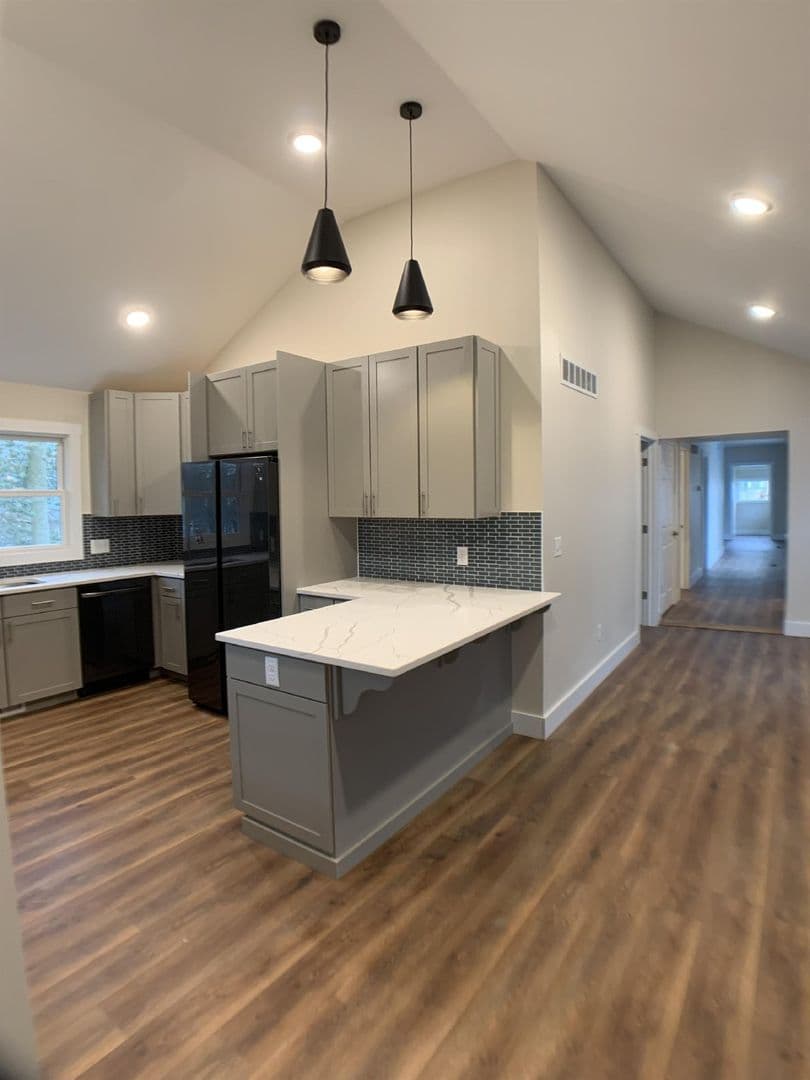 Bloomington House: 1215 E. Hunter Ave.