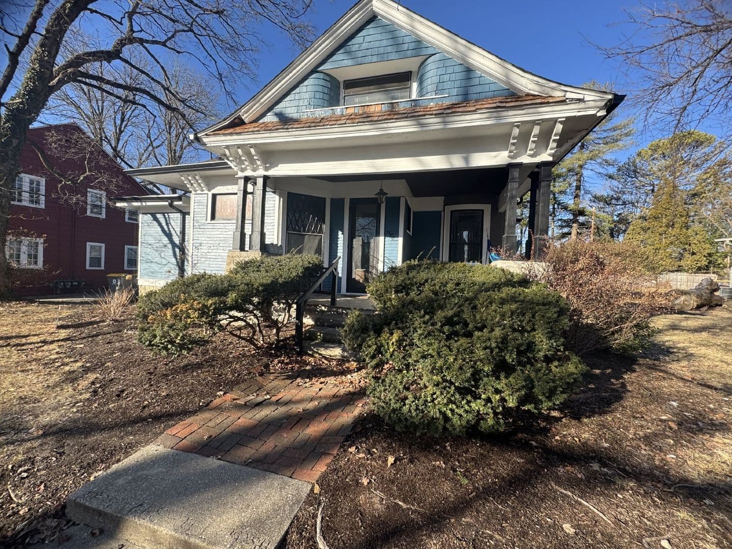 Bloomington House: 317 N. Indiana #1