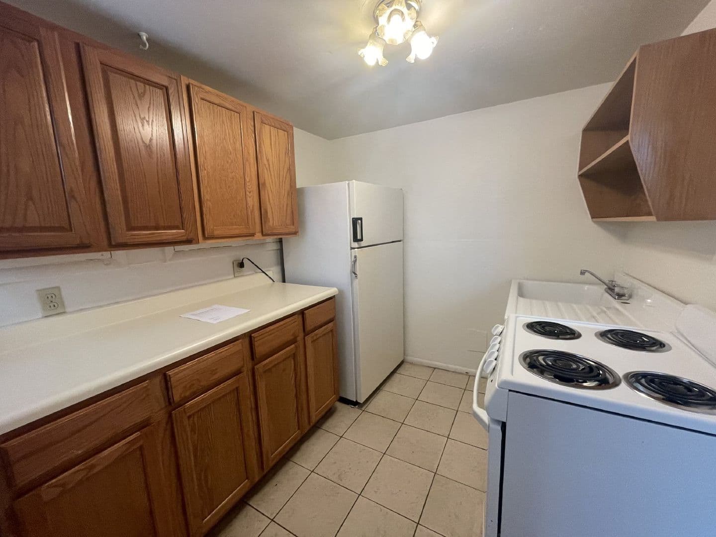 Bloomington Apartment: 416 E. 2nd St.