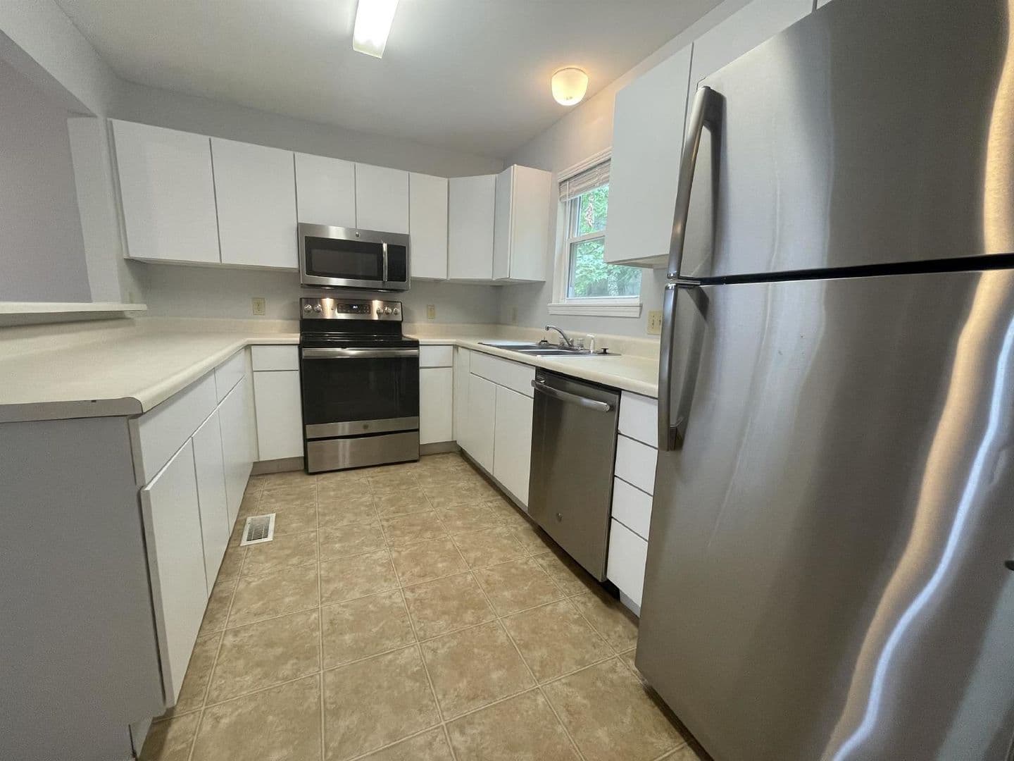 Bloomington House: 305 S. Mitchell