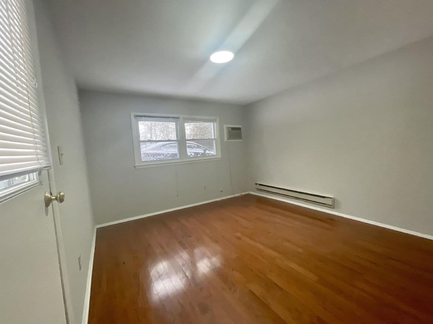 Bloomington Apartment: 416 E. 2nd St.