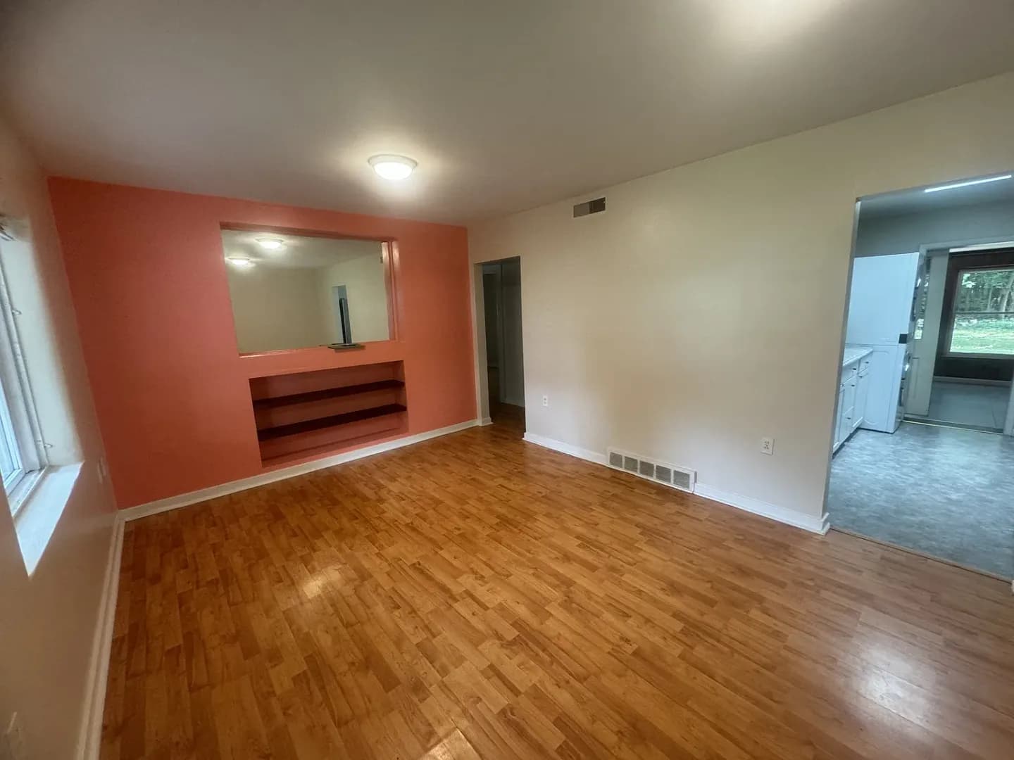 Bloomington House: 817 S Henderson