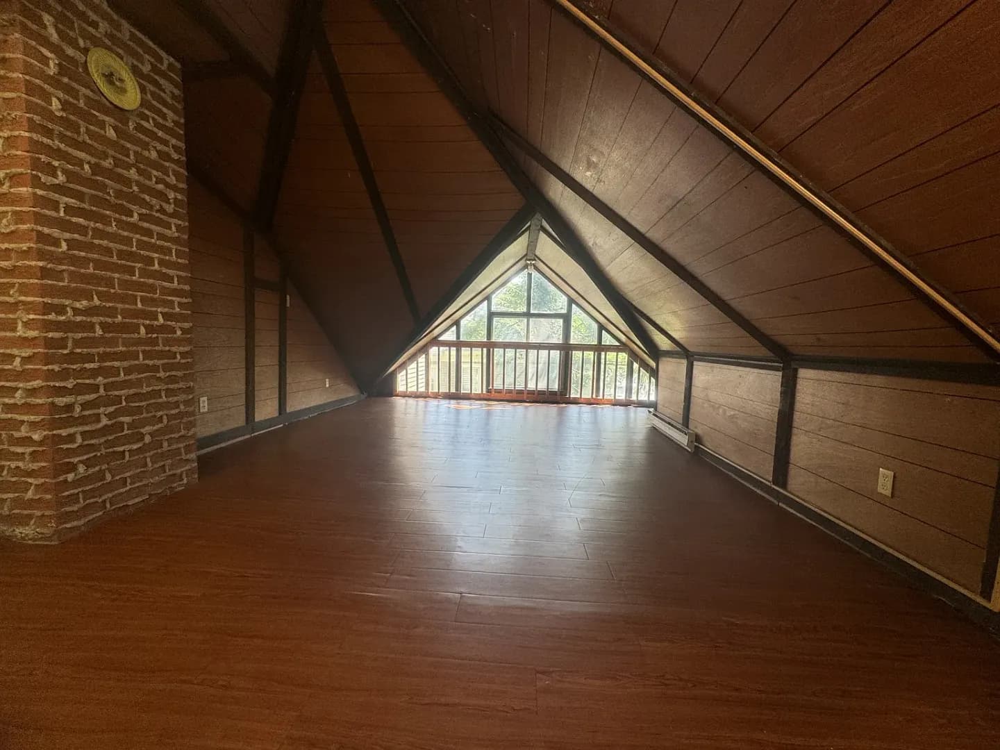 Bloomington Apartment: 521 E. 7th St.