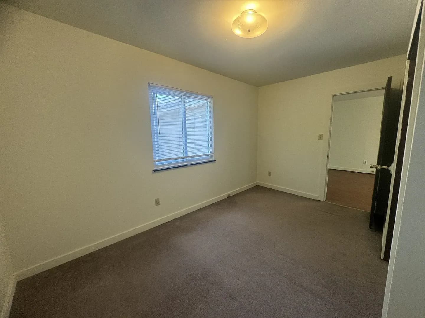 Bloomington Apartment: 521 E. 7th St.