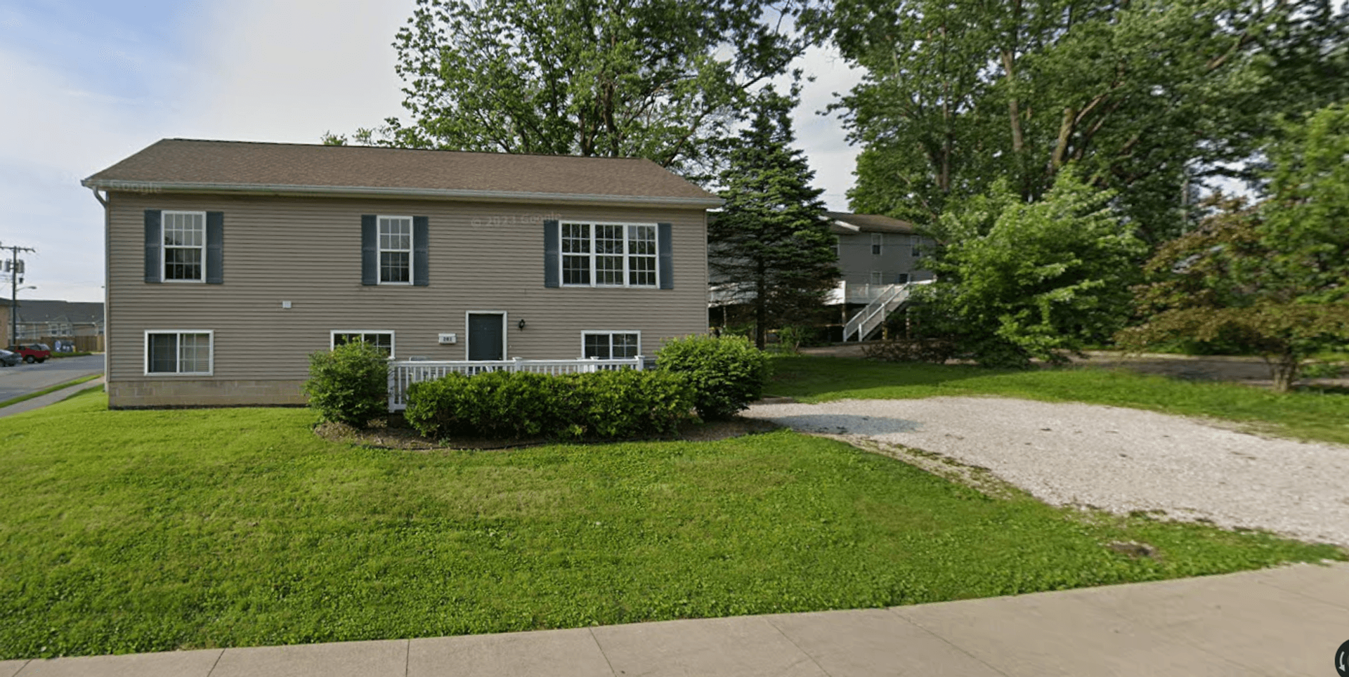 Bloomington House: 201 E. 19th St.