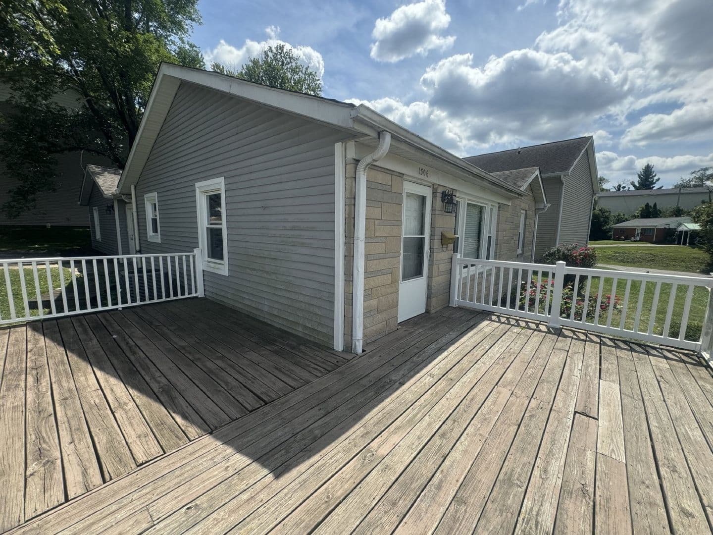 Bloomington House: 1506 N. Washington