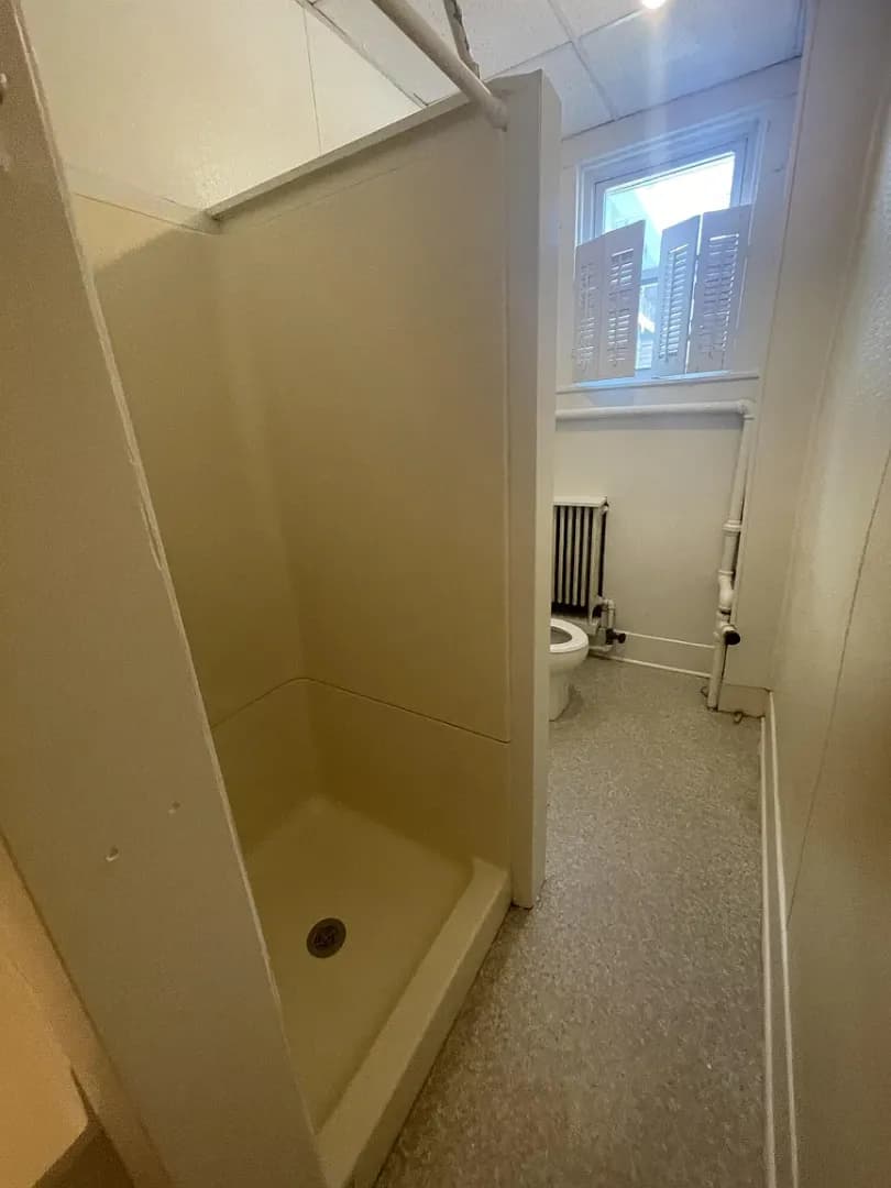 Bloomington Apartment: 420 S. Fess