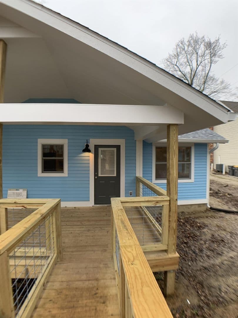 Bloomington House: 1215 E. Hunter Ave.
