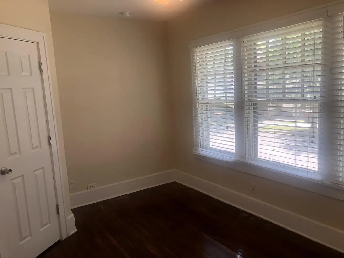 Bloomington House: 449 S Henderson St