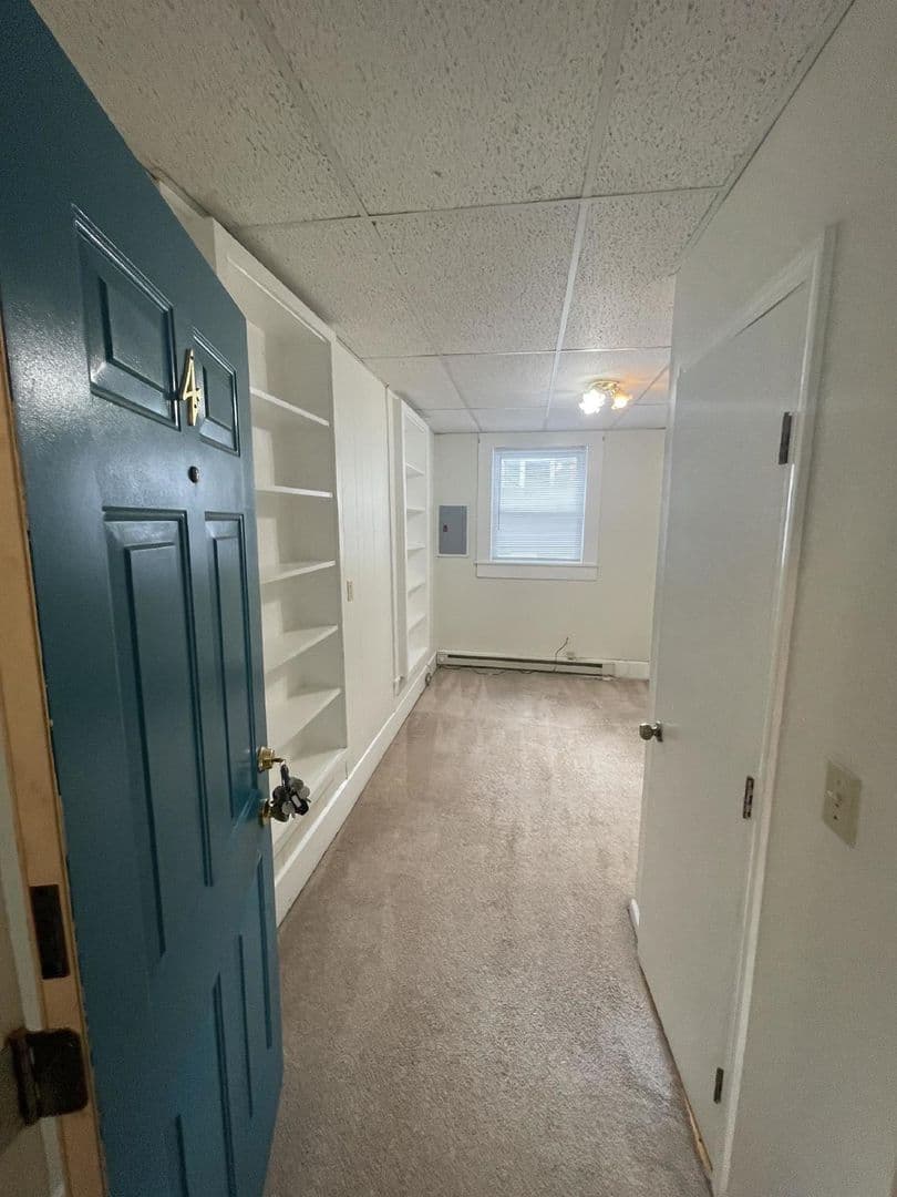 Bloomington Apartment: 416 E. 2nd St.