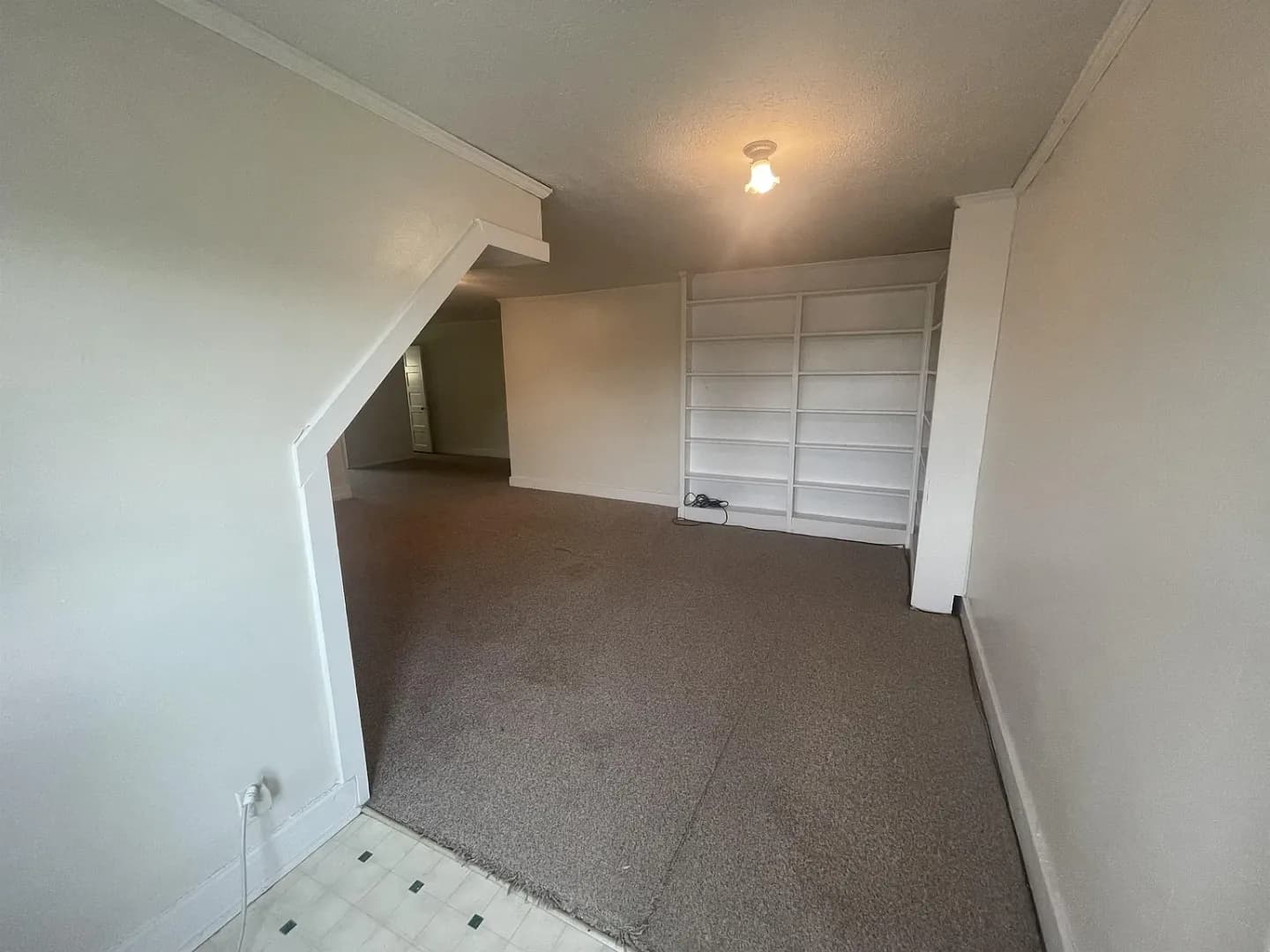 Bloomington Apartment: 420 S. Fess