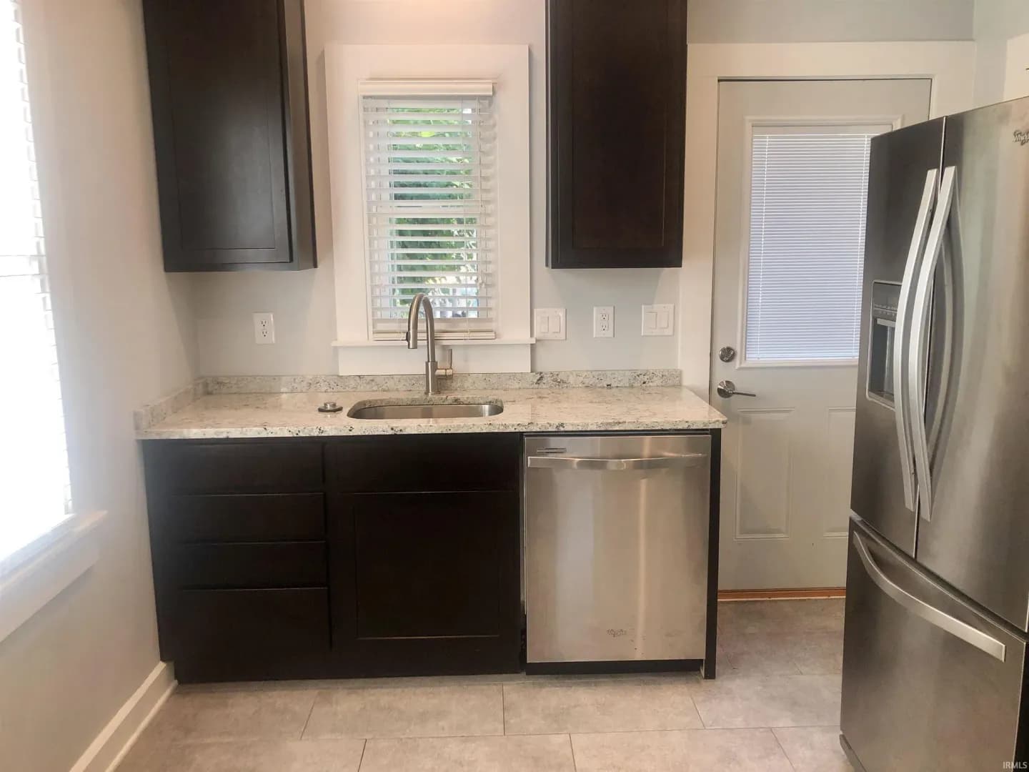Bloomington Apartment: 729 E Hunter