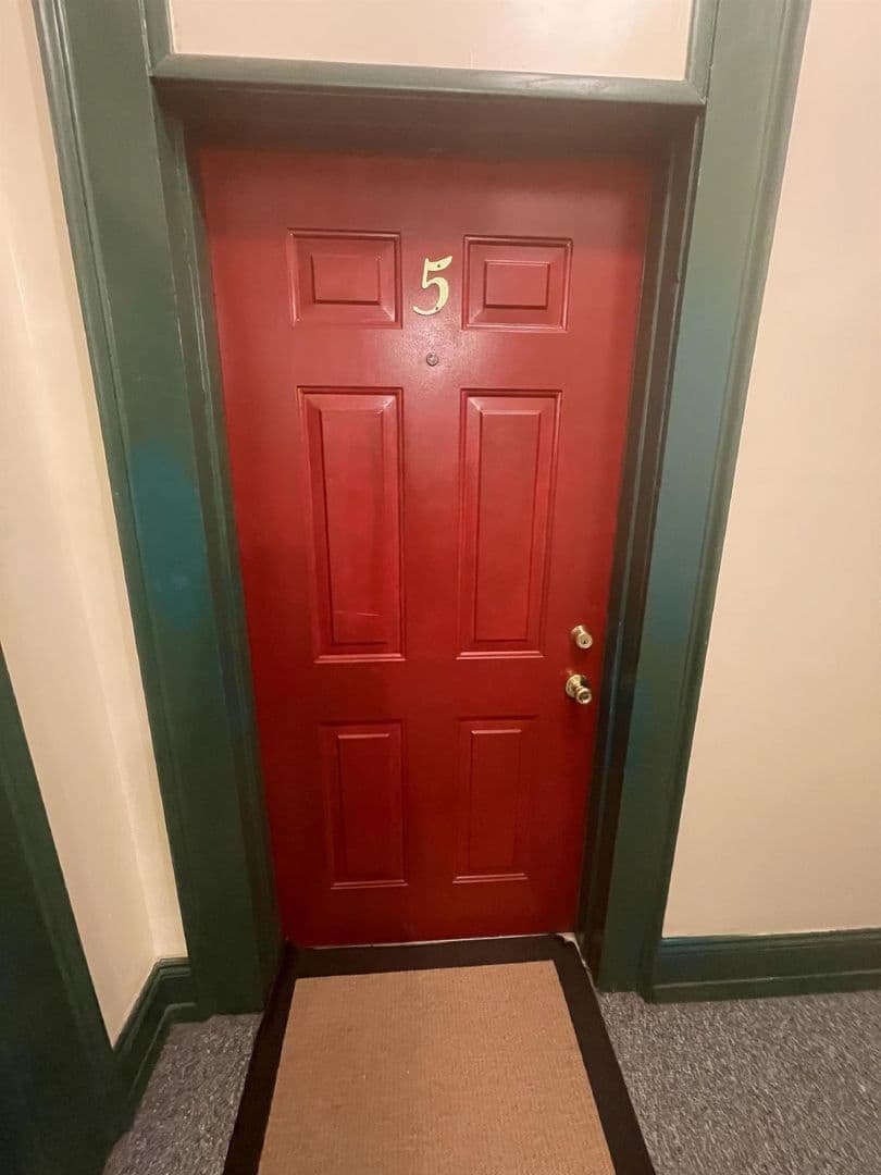 Bloomington Apartment: 416 E. 2nd St.