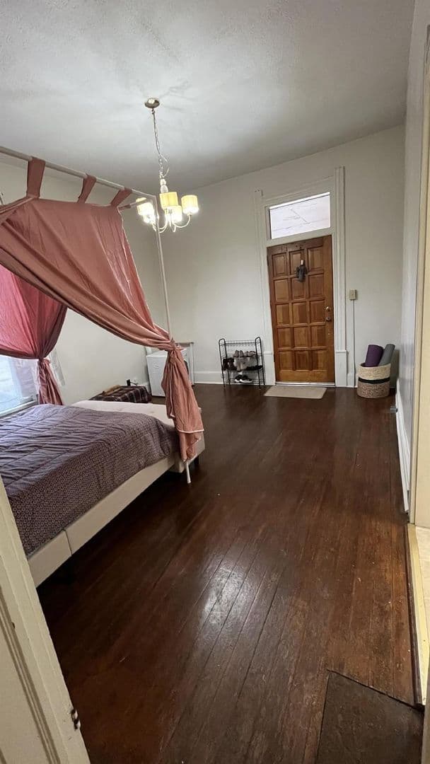 Bloomington House: 317 N. Indiana #2