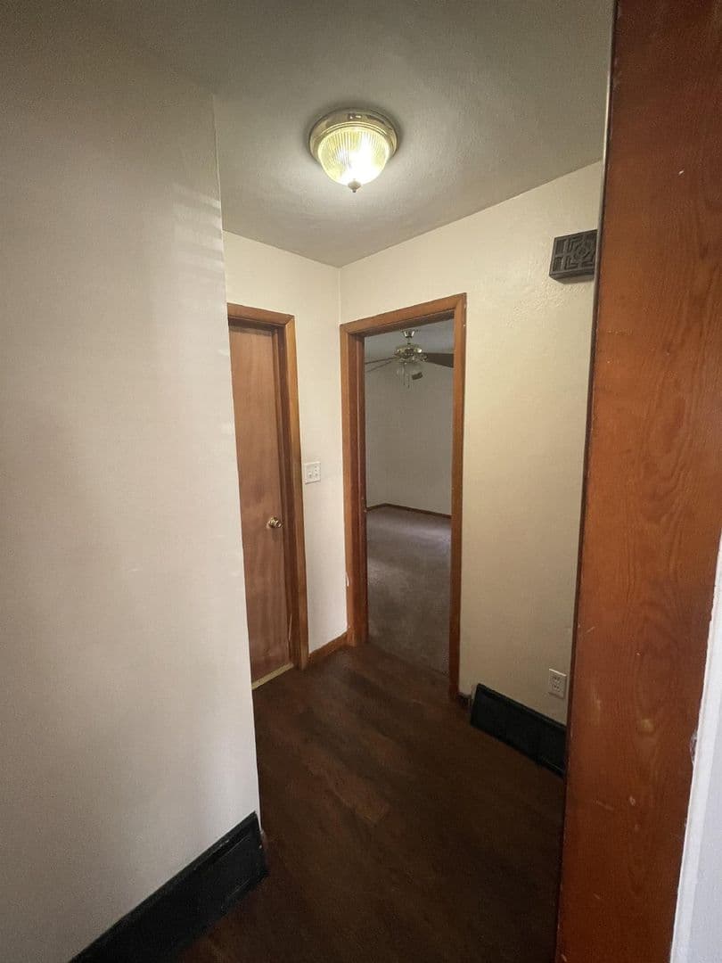Bloomington House: 1506 N. Washington