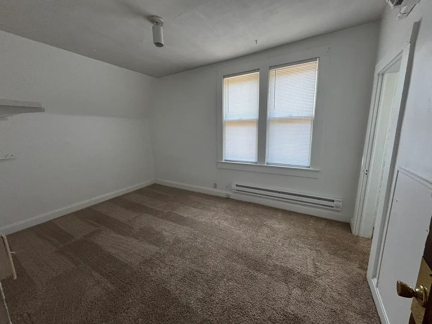 Bloomington House: 420 S Woodlawn Ave