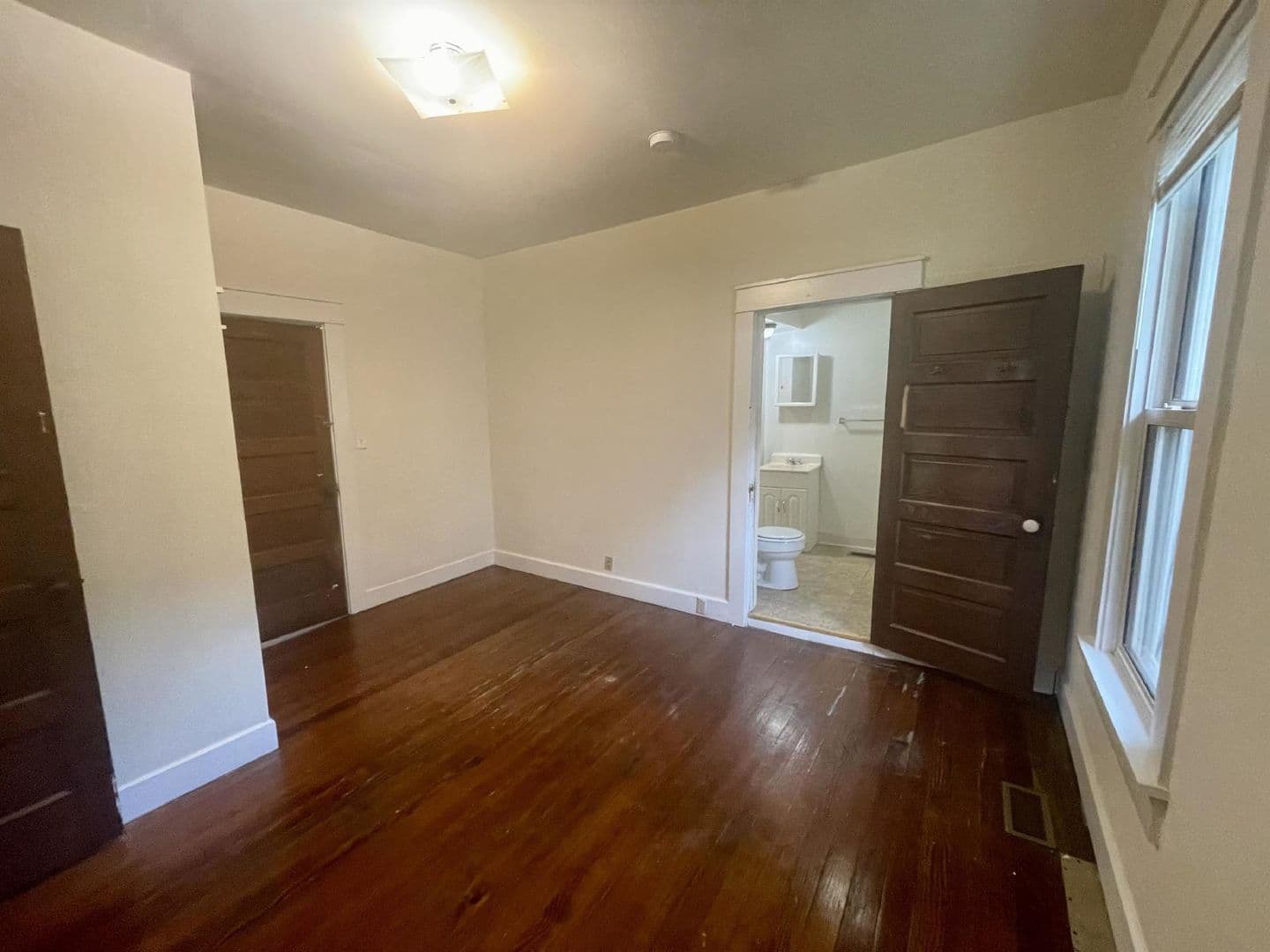 Bloomington House: 211 E. 2nd St.