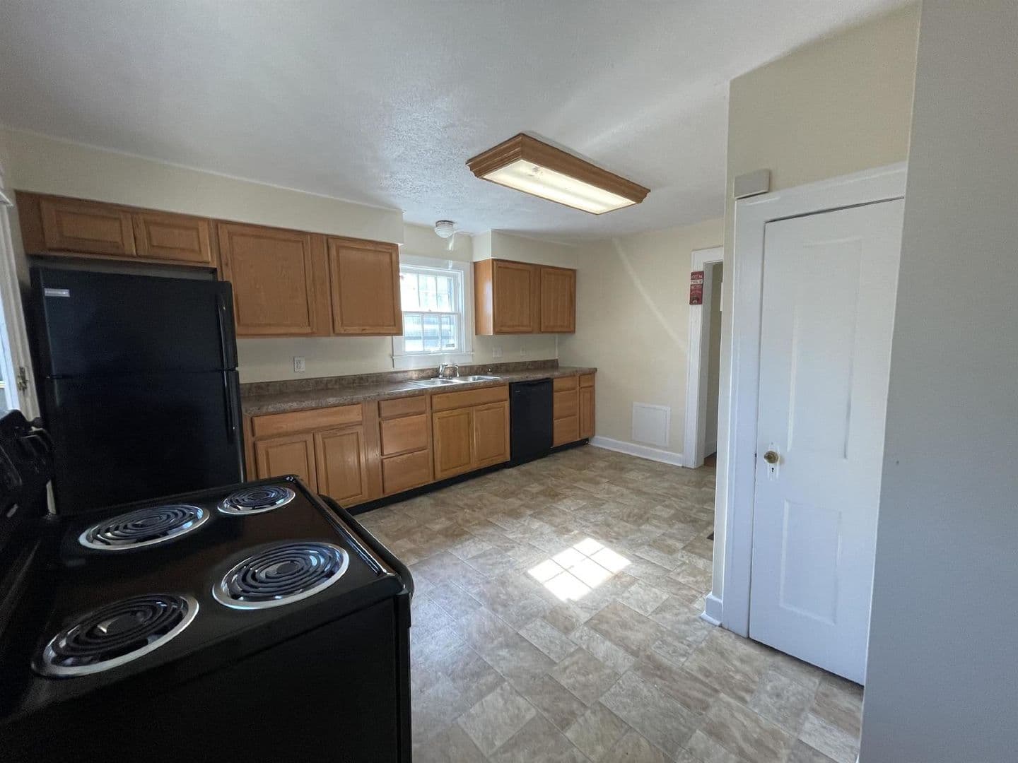 Bloomington House: 405 S. Eagleson