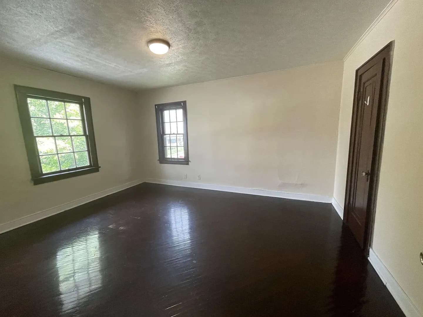 Bloomington House: 718 E Hunter