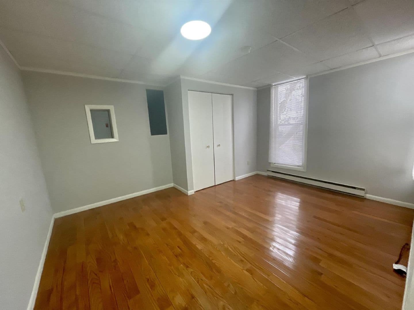 Bloomington Apartment: 416 E. 2nd St.