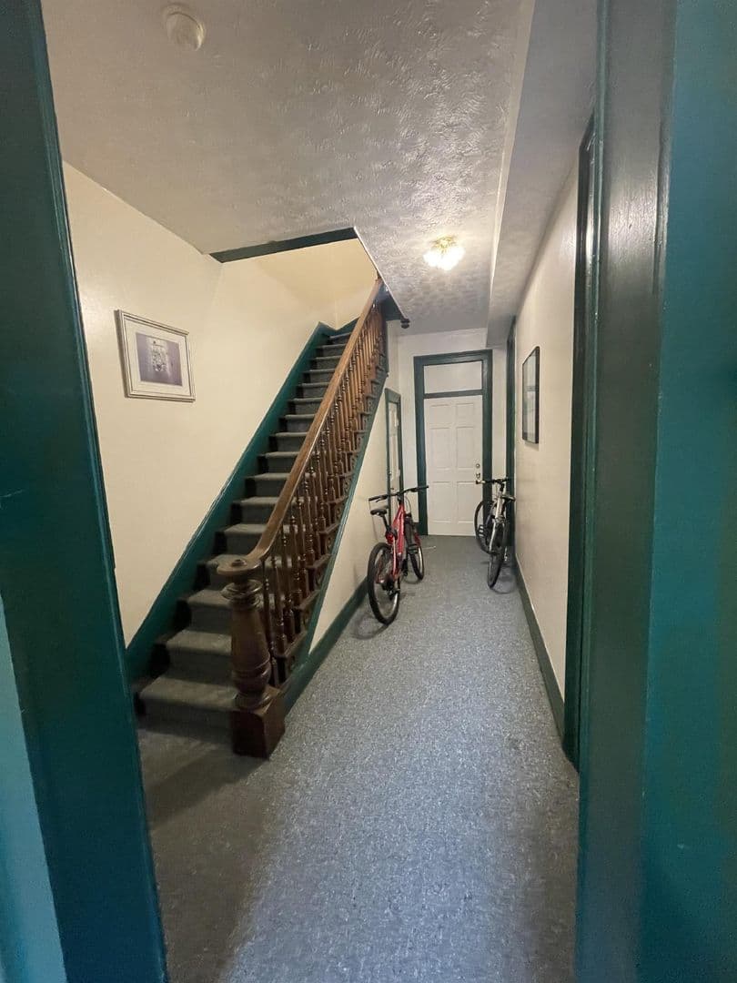 Bloomington Apartment: 416 E. 2nd St.