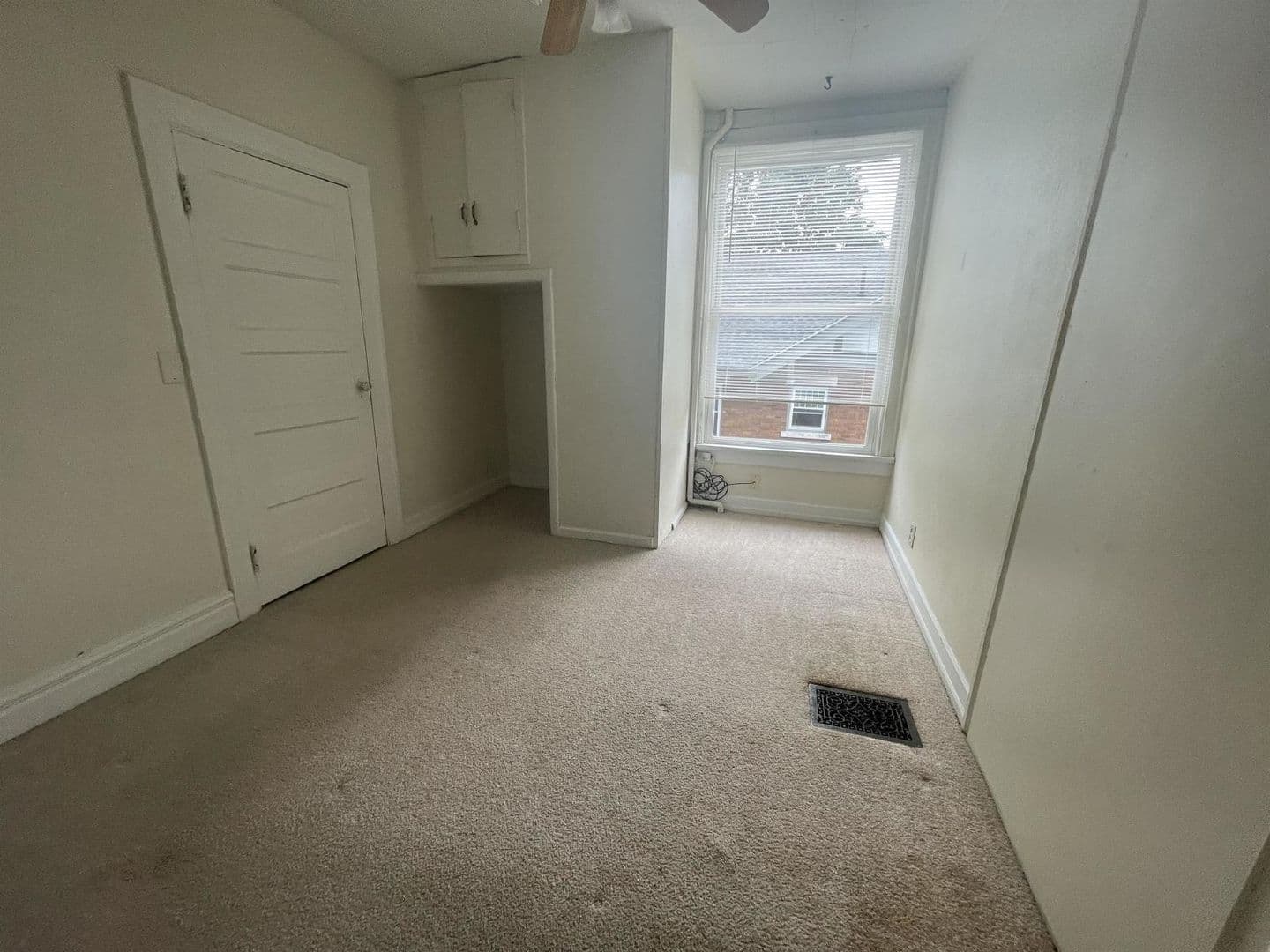Bloomington House: 401 E. 2nd St.