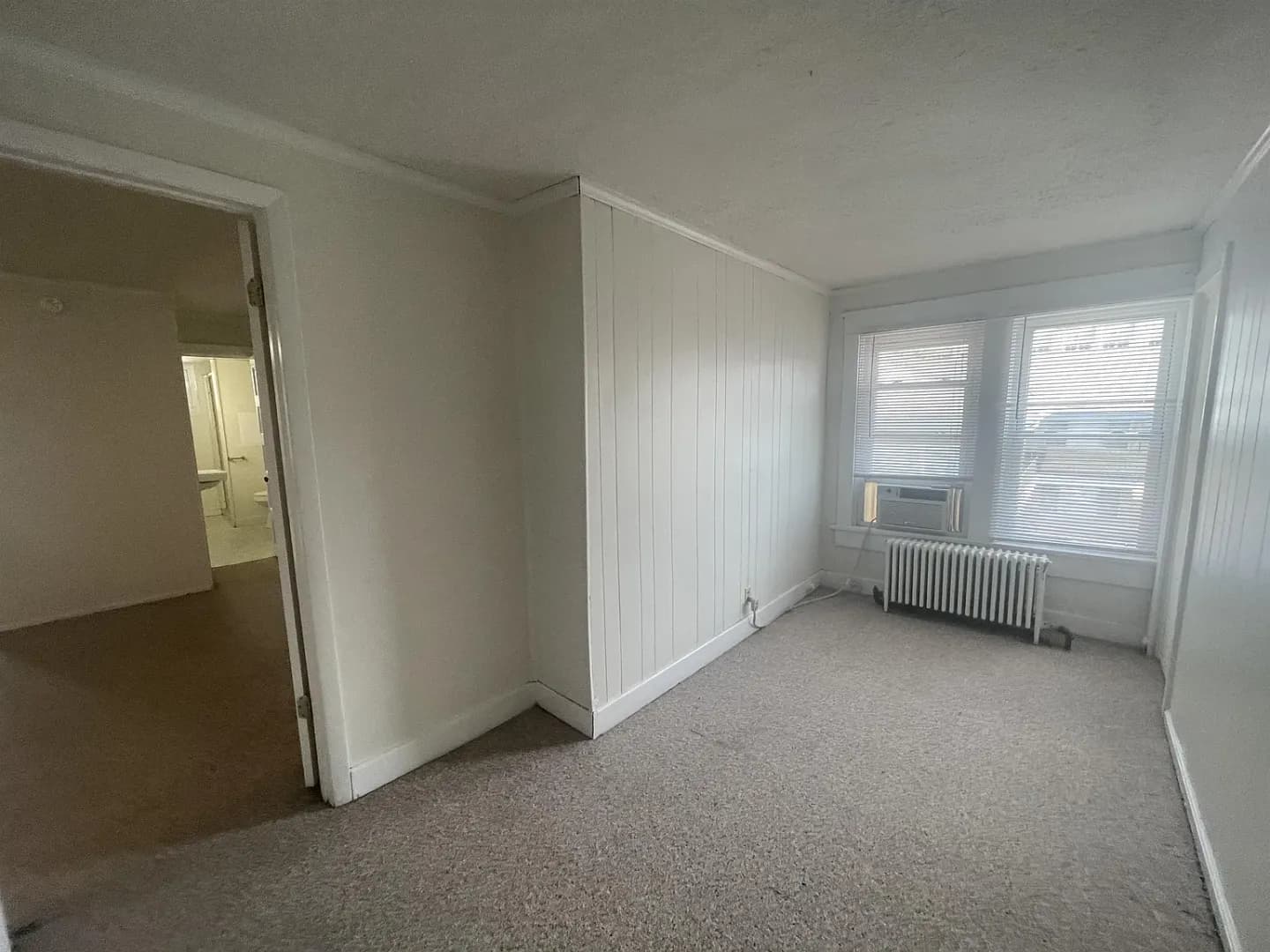 Bloomington Apartment: 420 S. Fess