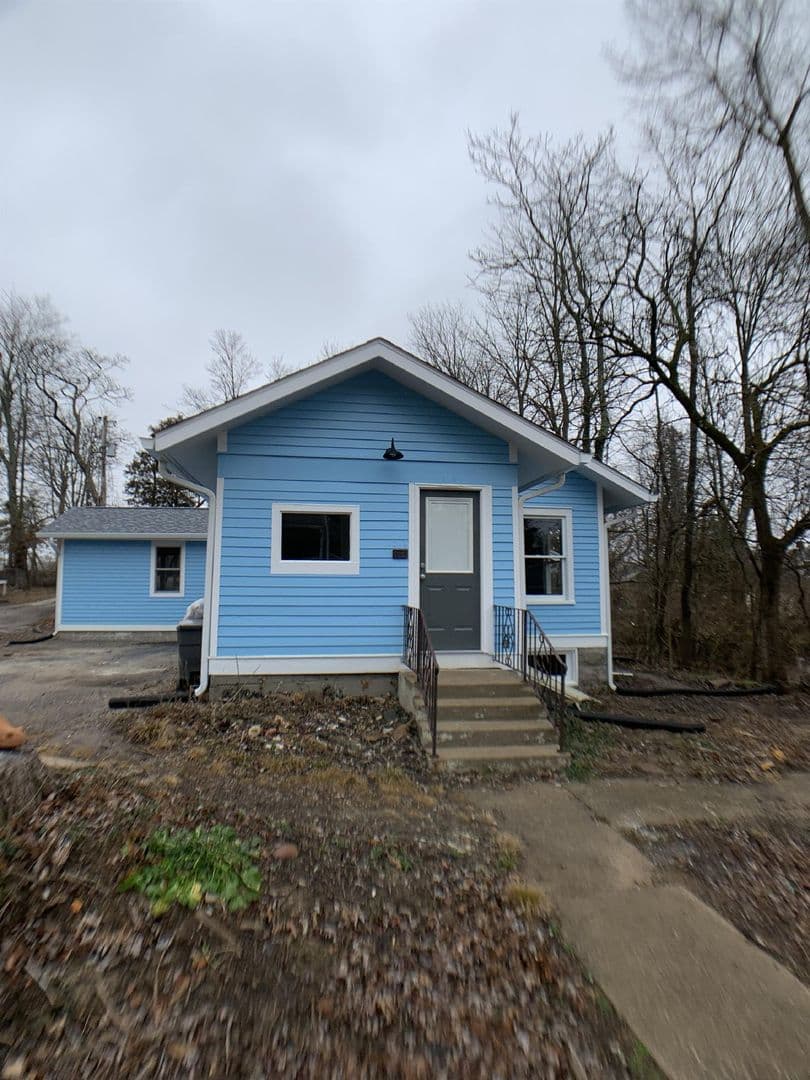 Bloomington House: 1215 E. Hunter Ave.