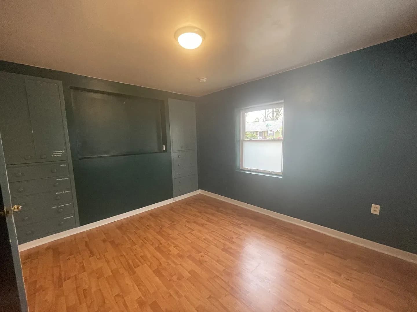 Bloomington House: 817 S Henderson