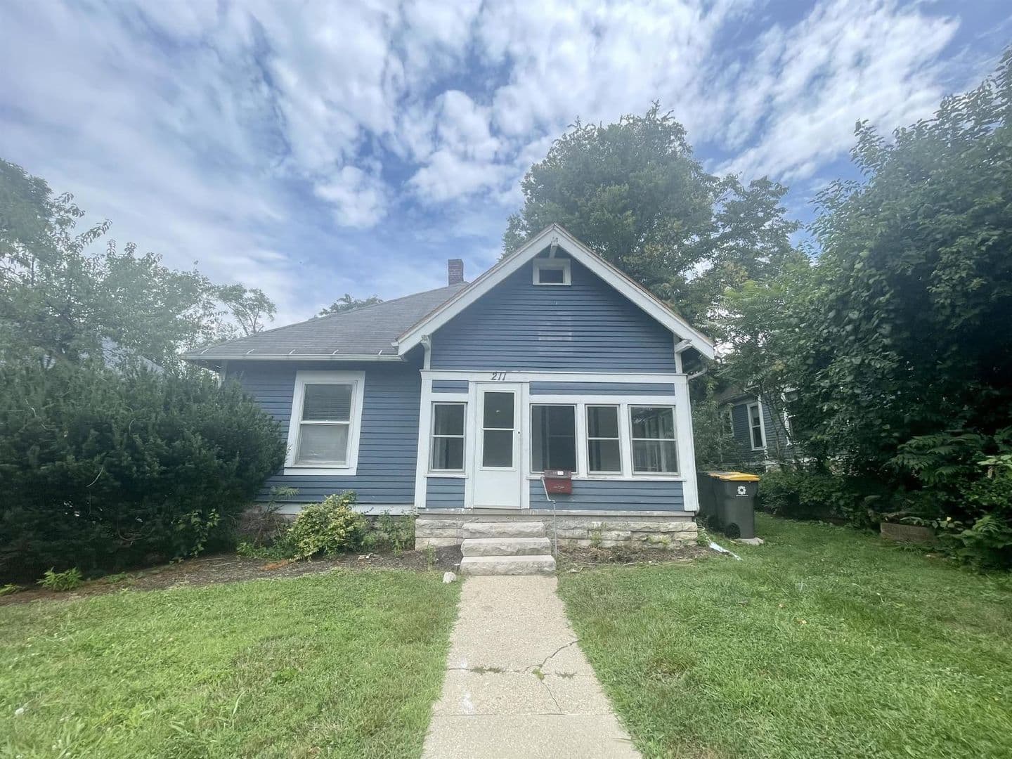 Bloomington House: 211 E. 2nd St.