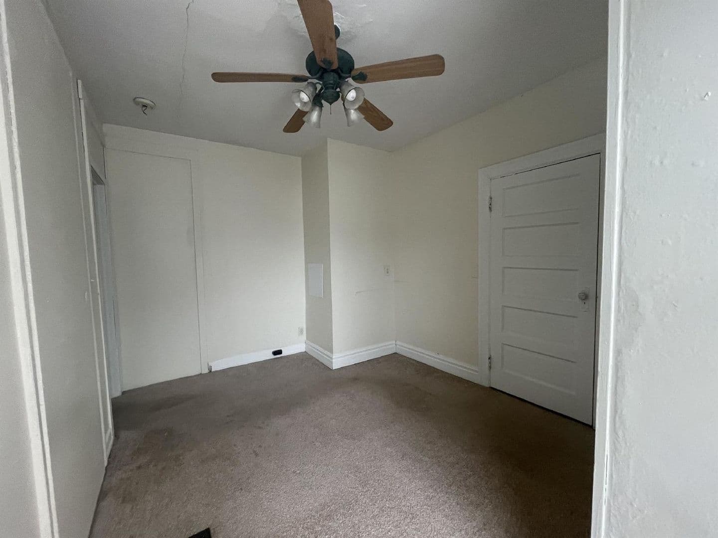 Bloomington House: 401 E. 2nd St.