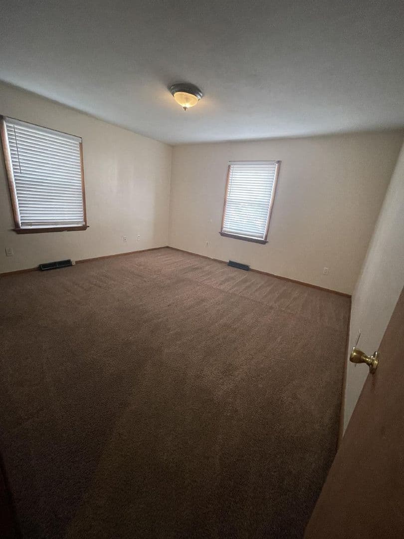 Bloomington House: 1506 N. Washington