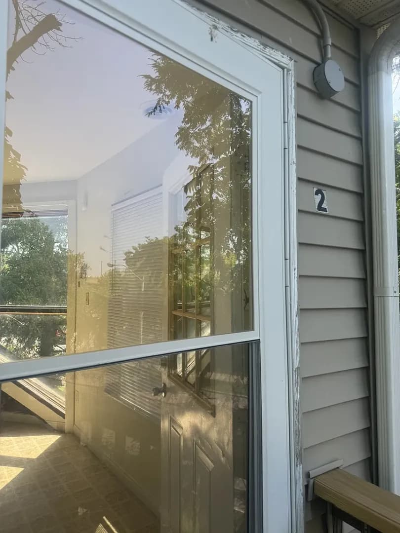 Bloomington Apartment: 521 E. 7th St.
