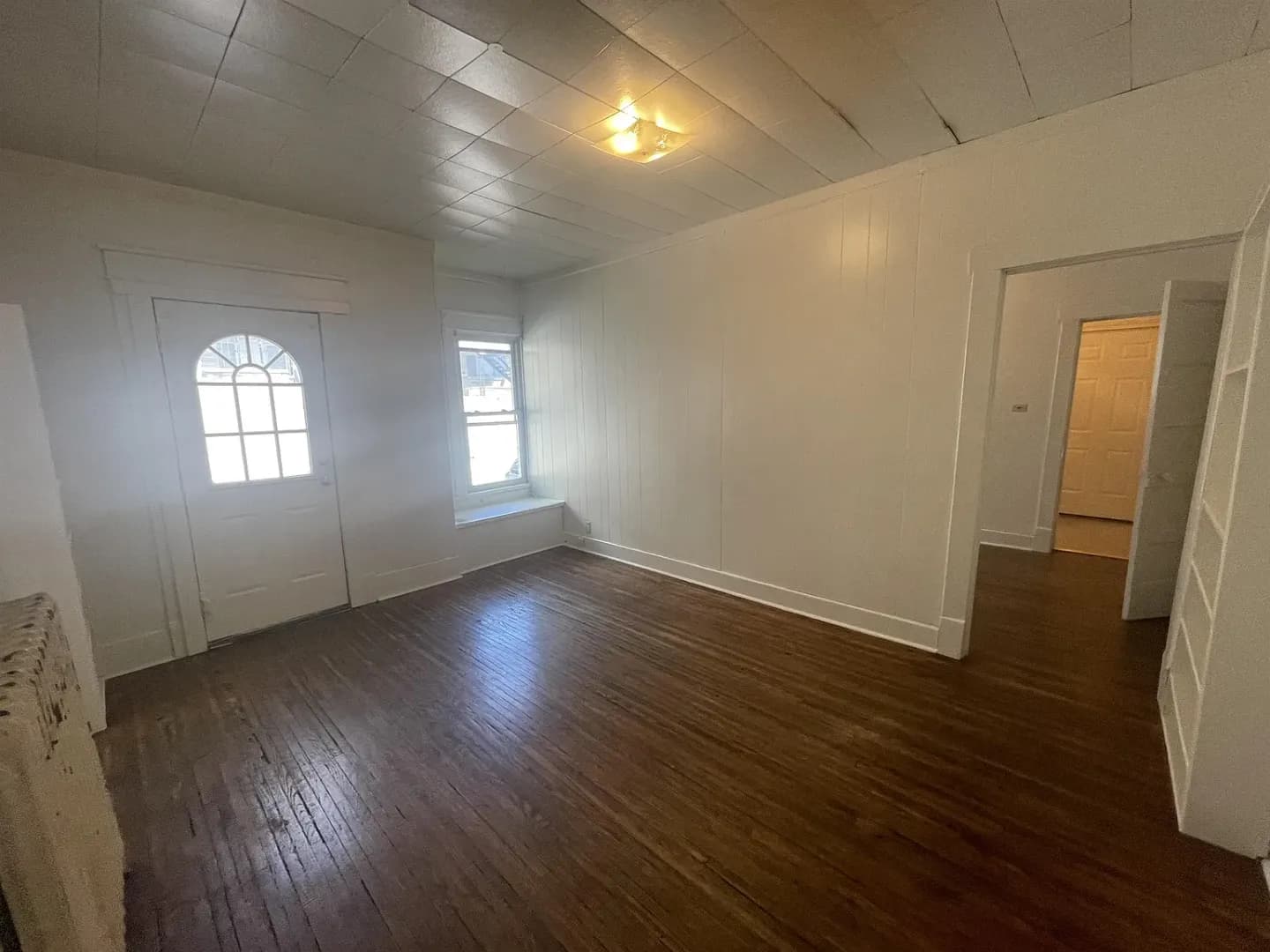 Bloomington Apartment: 420 S. Fess