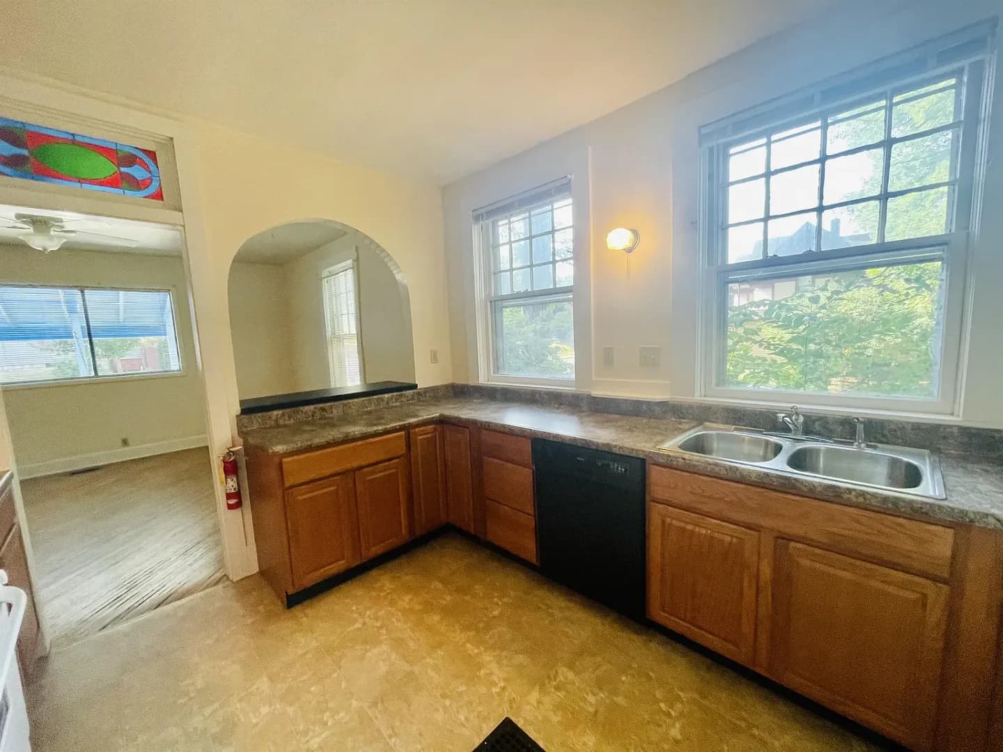 Bloomington House: 420 S Woodlawn Ave