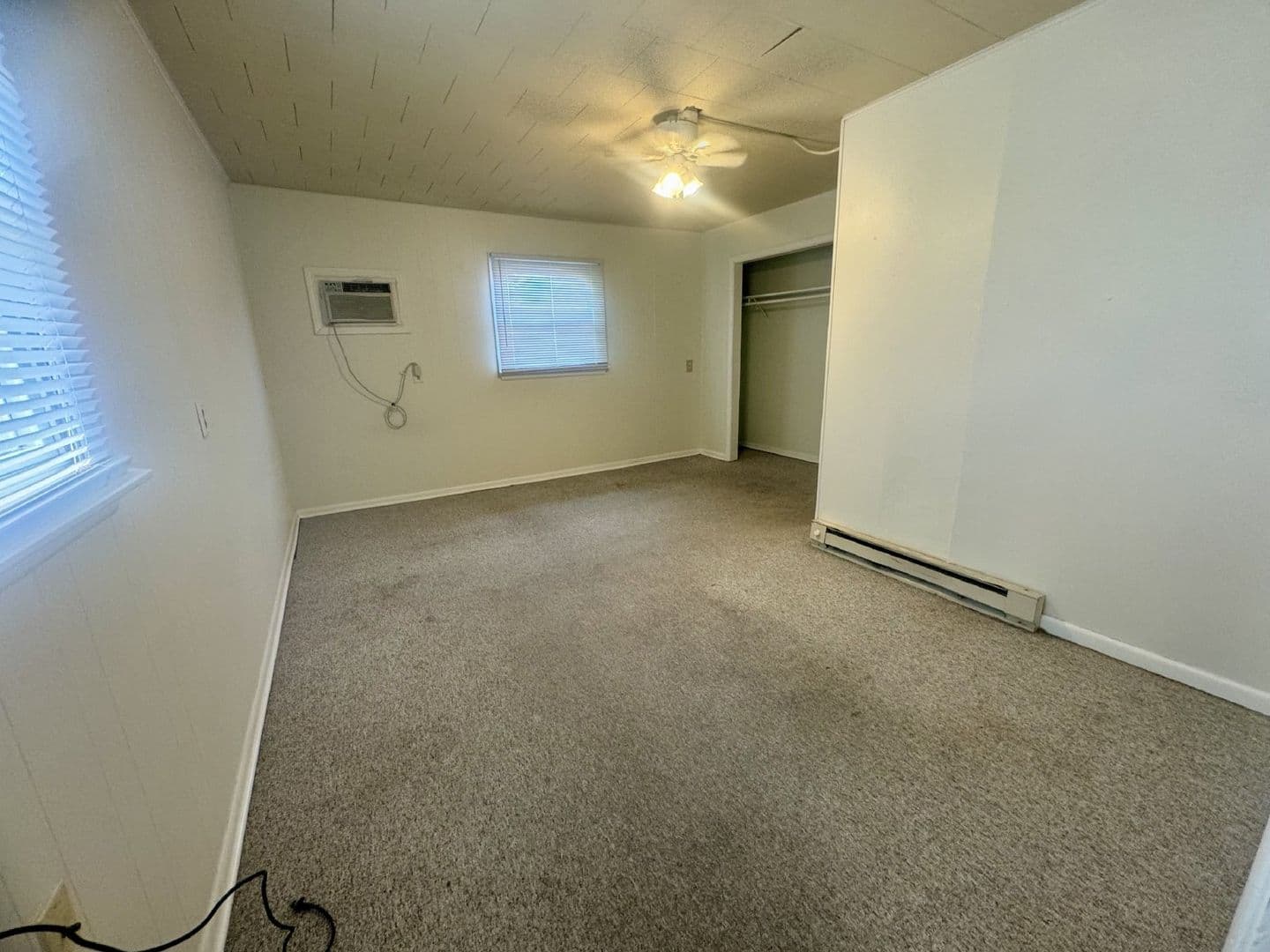 Bloomington Apartment: 416 E. 2nd St.