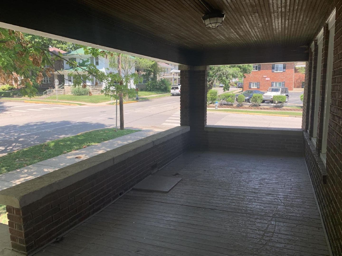 Bloomington House: 320 N. Lincoln