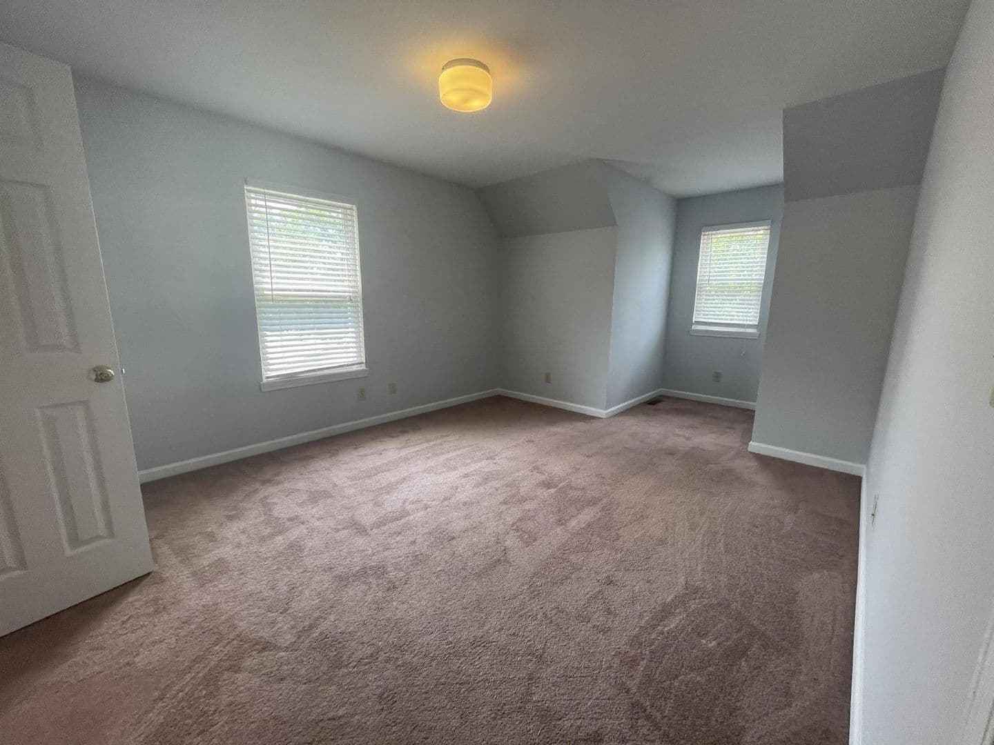 Bloomington House: 305 S. Mitchell