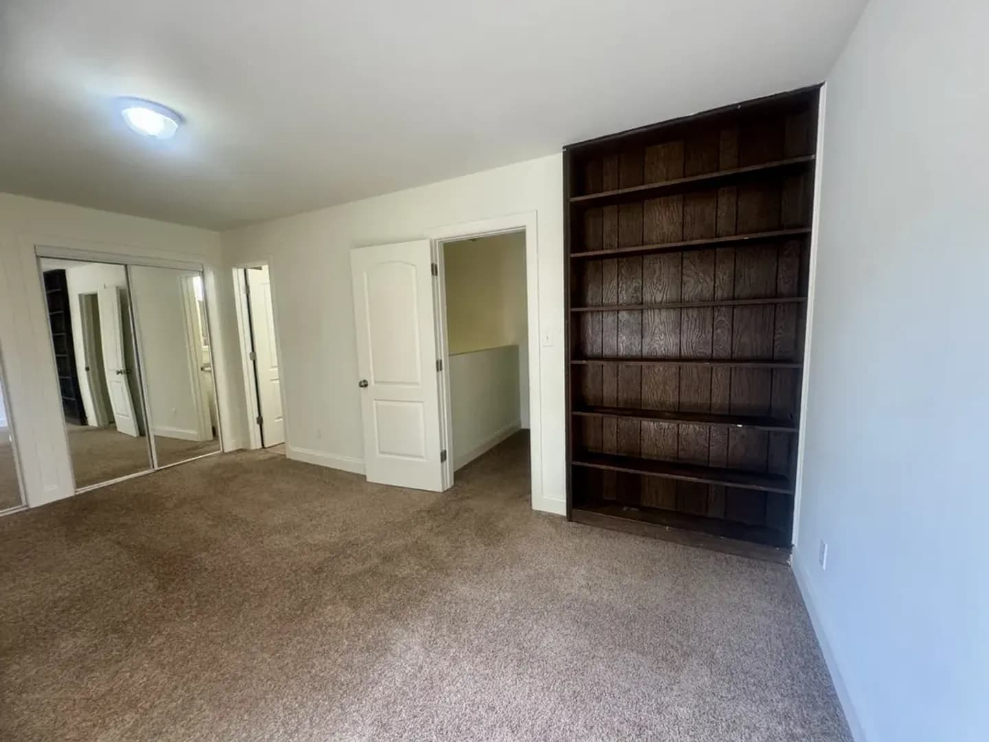 Bloomington Apartment: 521 E. 7th St.
