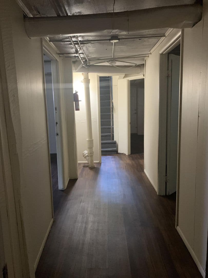 Bloomington House: 320 N. Lincoln