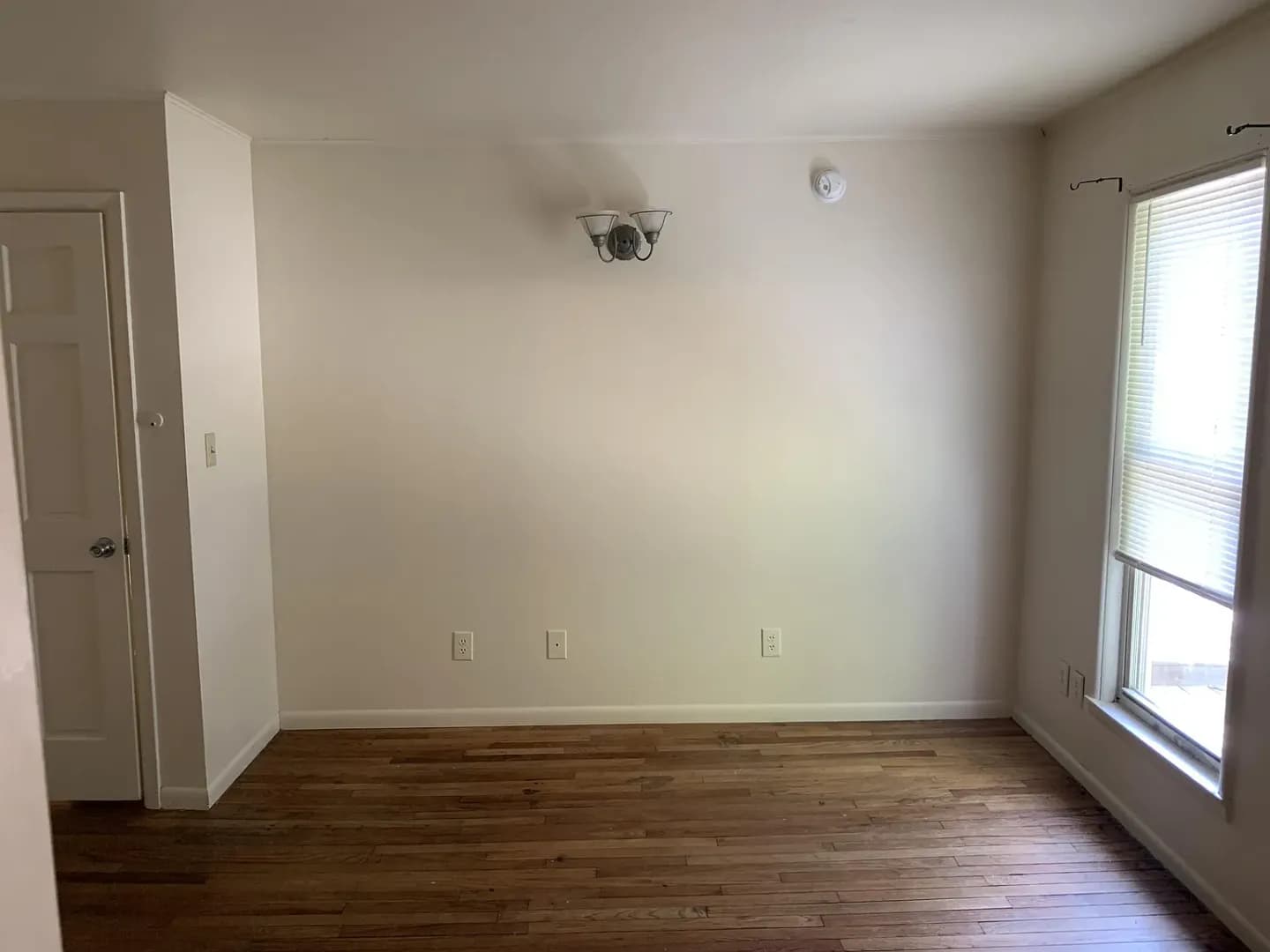 Bloomington House: 500 S Lincoln St