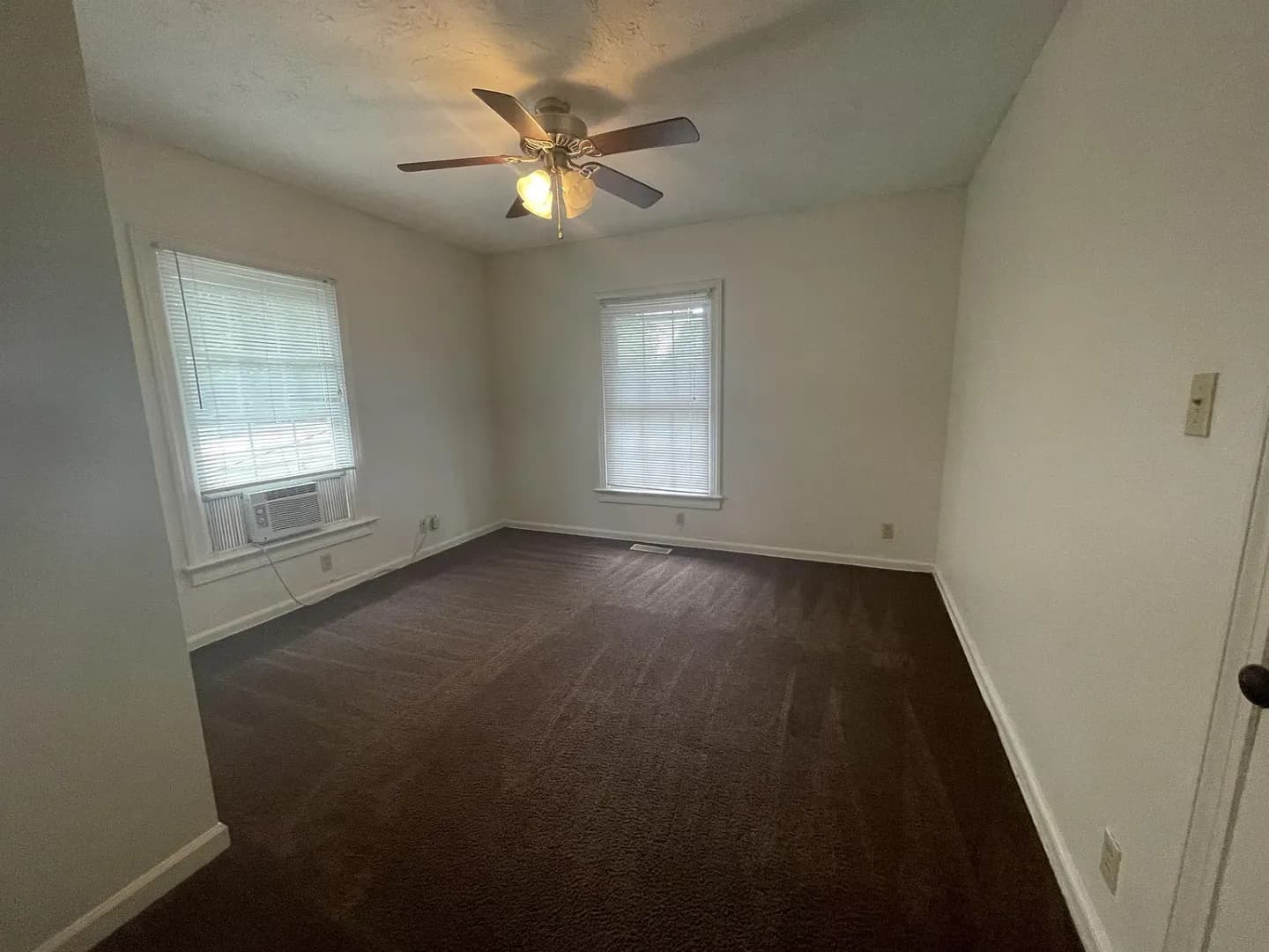Bloomington House: 714 E 1st St