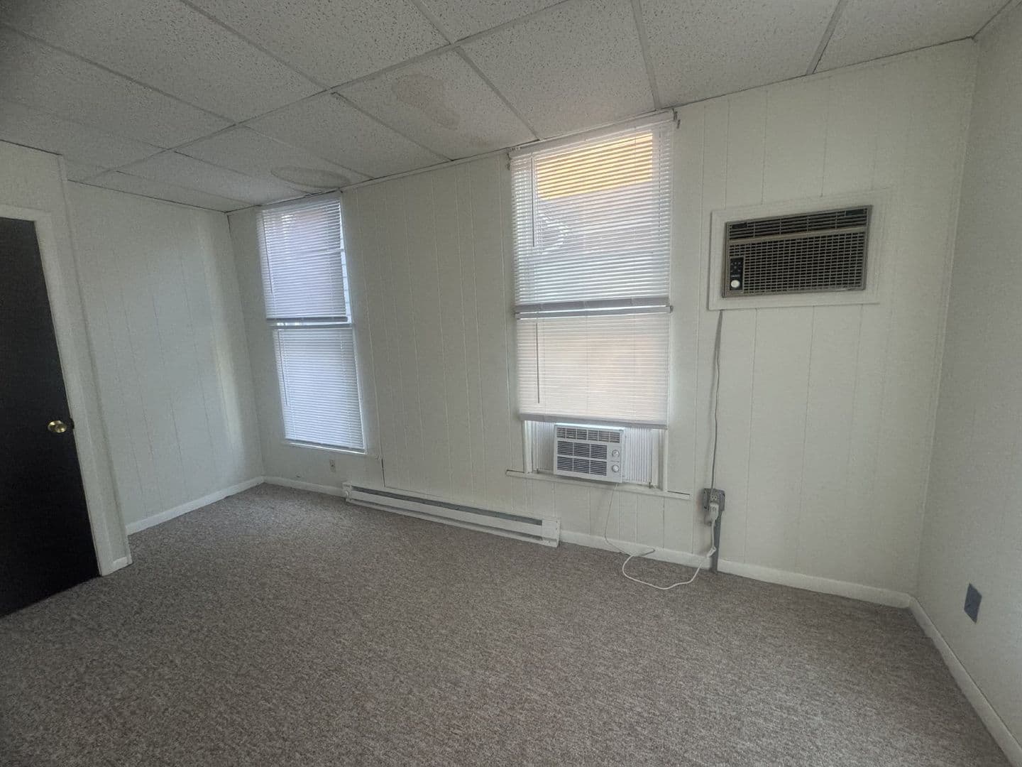 Bloomington Apartment: 416 E. 2nd St.