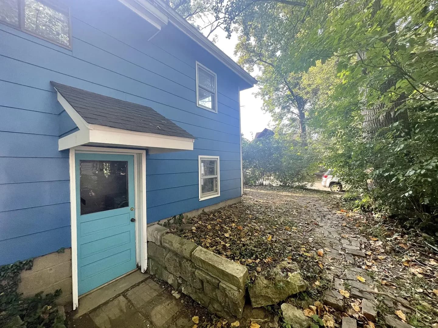 Bloomington House: 420 S Woodlawn Ave