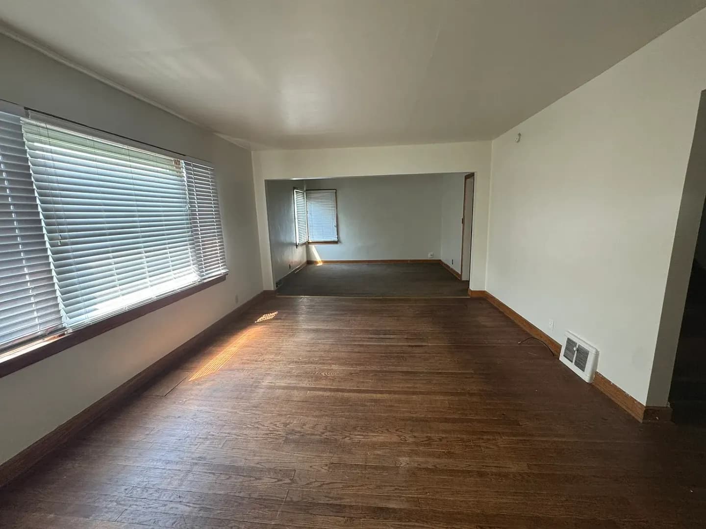 Bloomington House: 805 S Henderson St