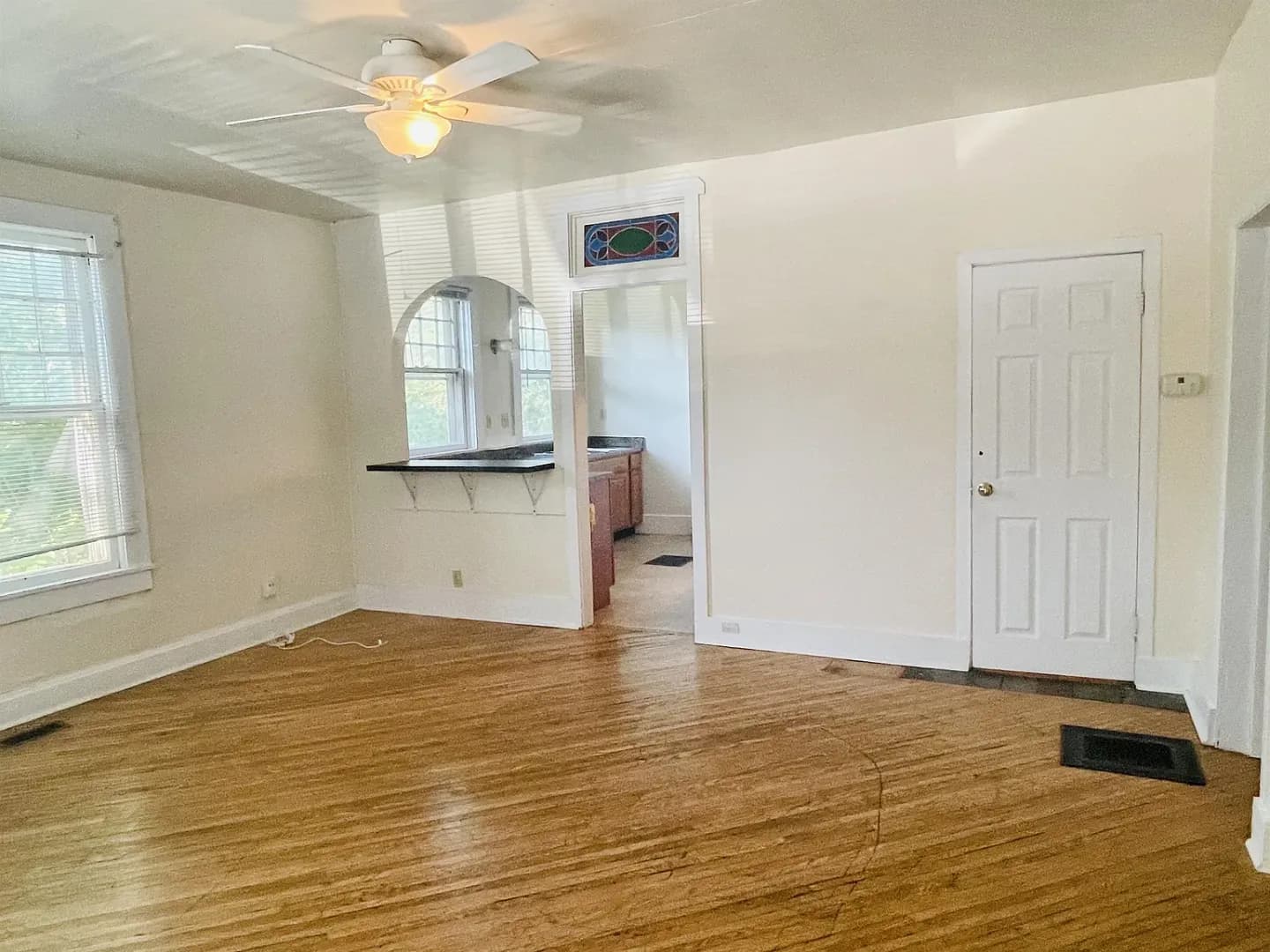 Bloomington House: 420 S Woodlawn Ave