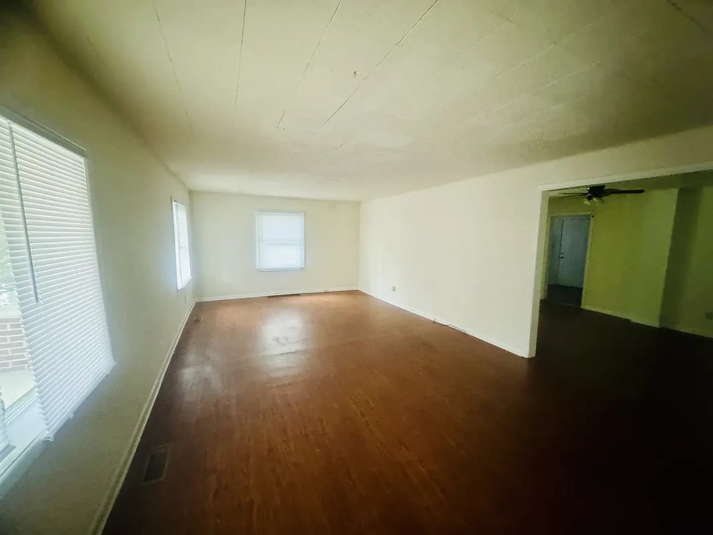 Bloomington House: 810 N Lincoln St