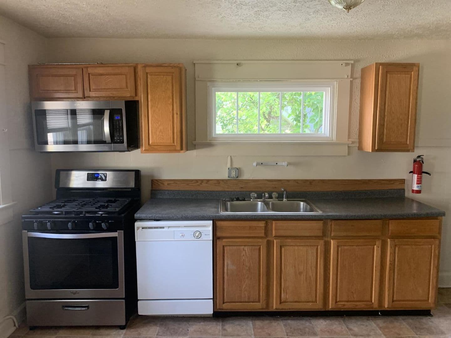 Bloomington House: 320 N. Lincoln